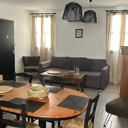 Appartement Au Trois Six Tres Confortable Duplex Climatise Au Coeur De